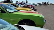 Tuning párty: motory silných upravených aut burácely na letišti v Krásně