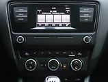 Škoda Octavia (2014) Ambition 1.6 TDI, Tempomat - náhled 12
