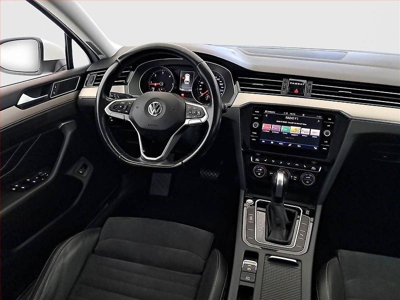 Volkswagen Passat (2020) 2.0 TDI, Automat, Kůže, Navi - fotka 7 z 21