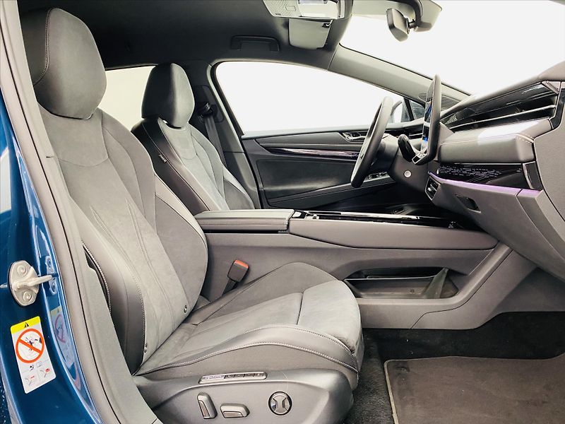 Volkswagen ID.7 Tourer 0,0 210 kW 77 kWh Pro - fotka 7 z 28