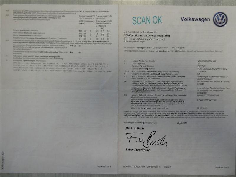 Volkswagen Touran 1,6 TDi 77kW 7.MÍST,navigace - fotka 42 z 43