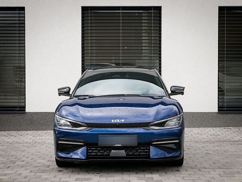 Kia EV6 GT Line*AWD*Panorama*HUD - fotka 2 z 11