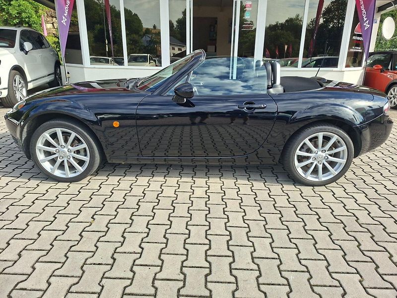 Mazda MX-5 (2005) 2.0i 118kW - 56 000KM! - fotka 6 z 21