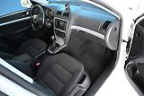 Škoda Octavia (2012) 1.6 ELEGANCE TDI - náhled 10