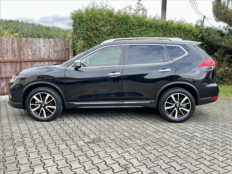 Nissan X-Trail 1,7 dCi N-TEC / panorama kůže - fotka 3 z 48