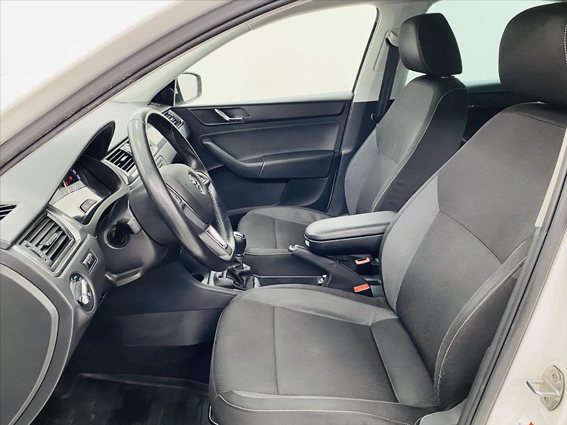 Škoda Rapid 1,2 TSI 77 kW Ambition - fotka 5 z 25