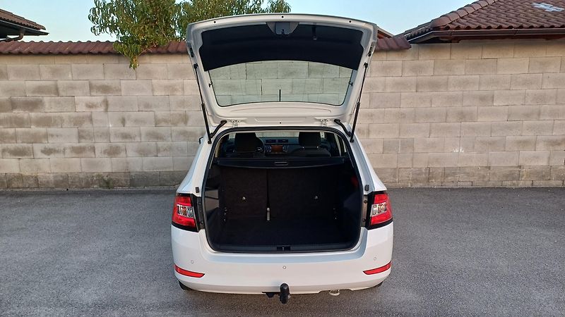 Škoda Fabia combi TSI 70kW-NAVIGACE-TZ-DPH - fotka 13 z 50