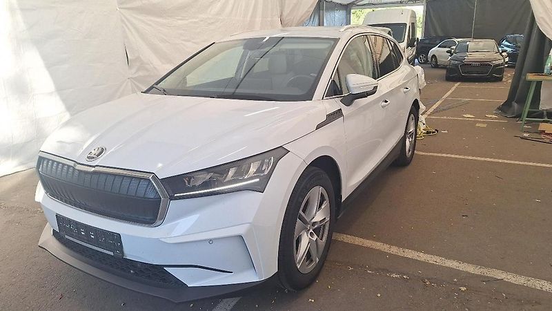 Škoda Enyaq 150kw, iV80 19ALU SOH 96% - fotka 1 z 9