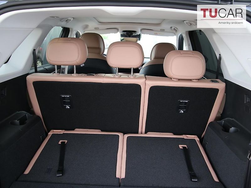 Chery TIGGO 9 PHEV (2026) Unique AWD - fotka 24 z 31