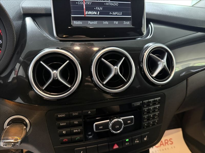 Mercedes-Benz Třídy B 1,8   CDi BI-XEN NAVI VÝHŘEV - fotka 17 z 40