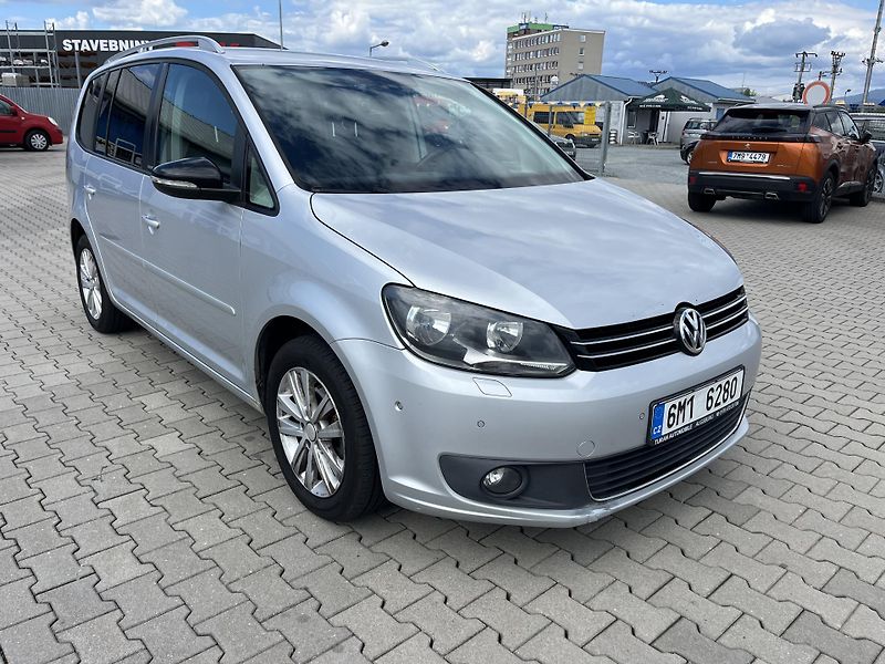 Volkswagen Touran (2012) 1.6 TDi - fotka 3 z 14