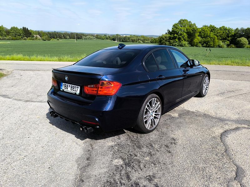 BMW Řada 3 (2014)  335i XDRIVE NOVE CR - fotka 7 z 22