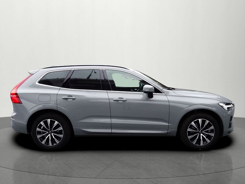 Volvo XC60 B4 145kW AWD LED Rezervováno - fotka 5 z 33