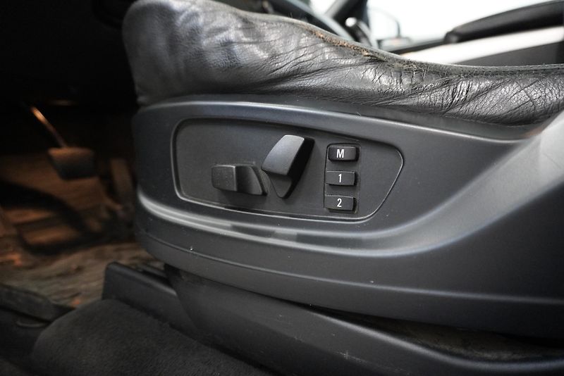 BMW X5 3,0 XDRIVE35D AUT. - fotka 13 z 34