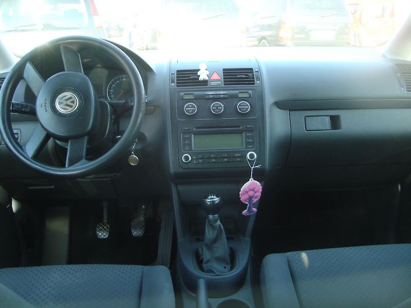 Volkswagen Touran (2006) 1,9TDI - fotka 9 z 14