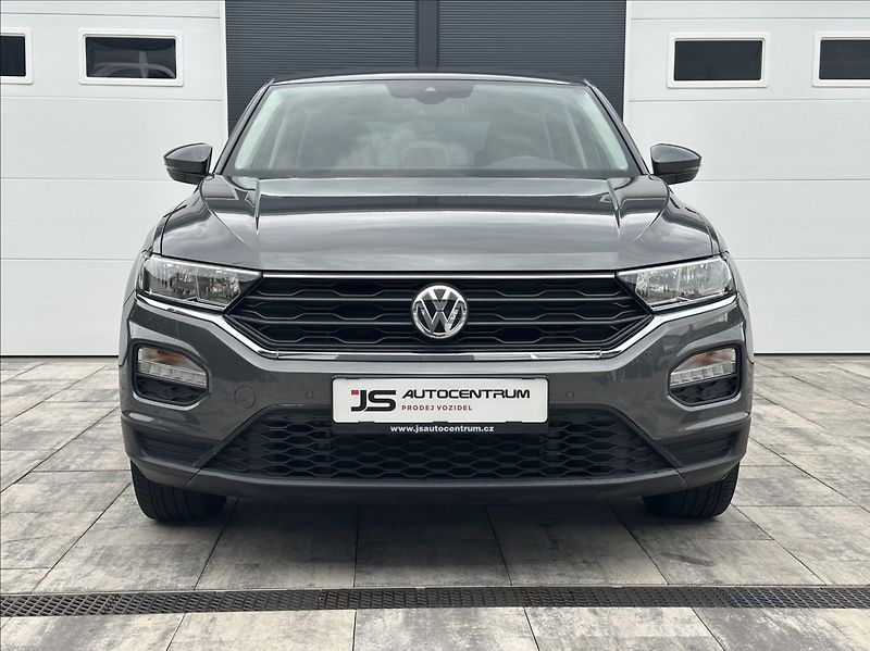 Volkswagen T-Roc 1,5 TSI 150PS  Trendline DSG - fotka 4 z 49