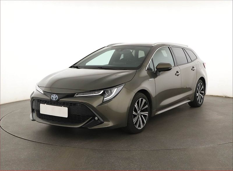 Toyota Corolla (2021) Style 2.0 Hybrid - fotka 2 z 16