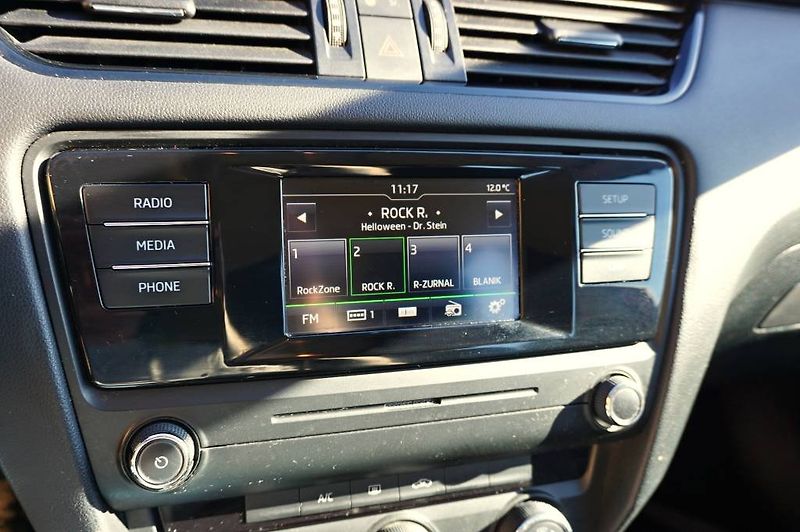 Škoda Octavia (2016) ACTIVE 1,6 TDI 66 kW - fotka 33 z 41
