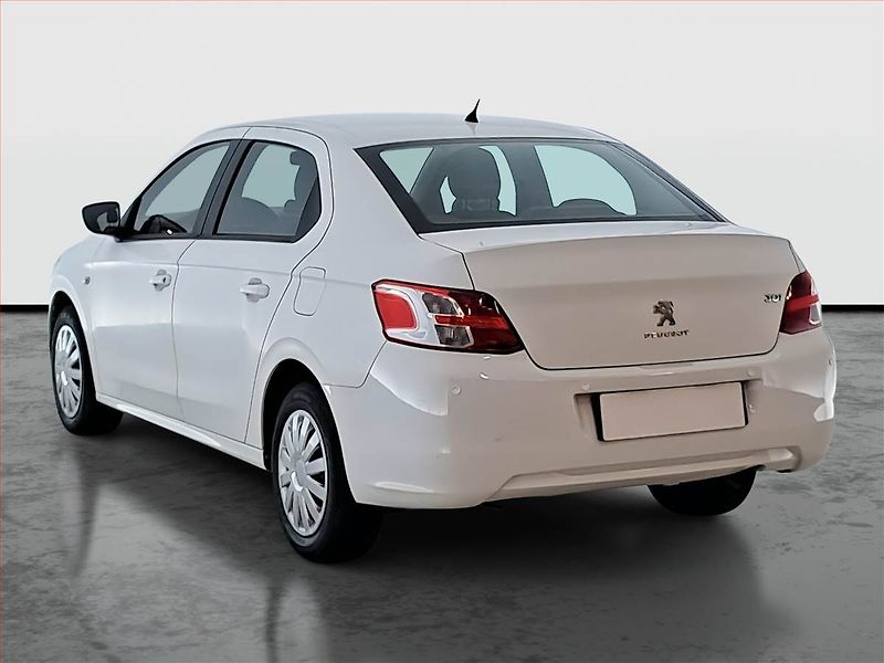 Peugeot 301 (2014) 1.2 VTi, Park. senzory - fotka 4 z 14