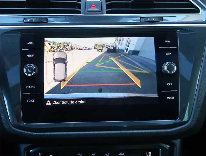 Volkswagen Tiguan (2018) Highline 2.0 TDI - fotka 17 z 23