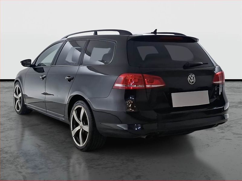 Volkswagen Passat (2012) Comfortline 2.0 TDI, Automat - fotka 4 z 18