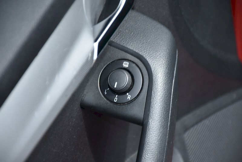 Škoda Octavia (2015) Elegance 1.8 TSI 132 kW - fotka 29 z 31