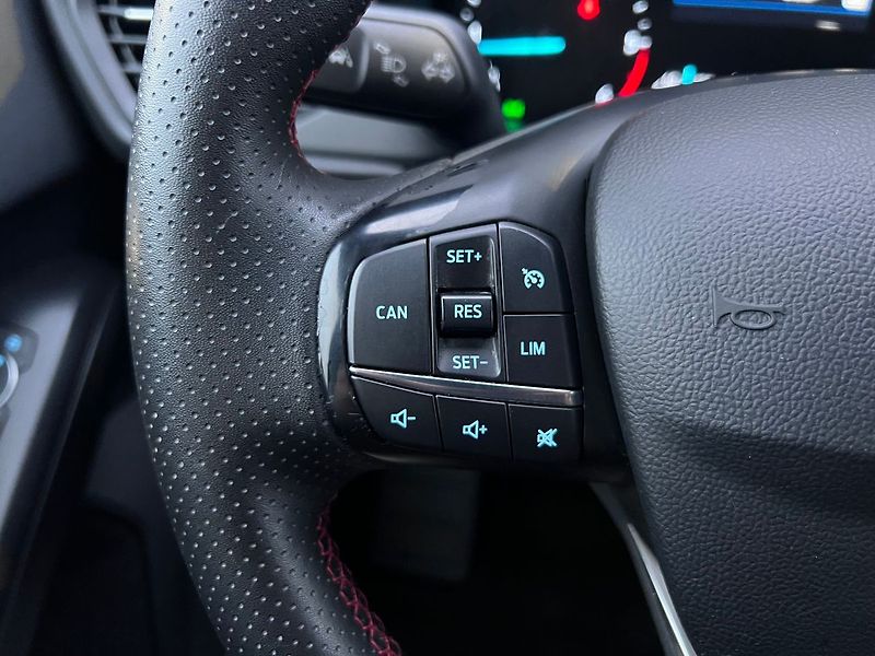 Ford Focus (2021) 1.5 TDCI ST-LINE - fotka 23 z 46