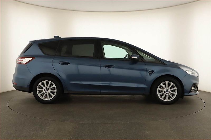 Ford S-MAX (2021) 2.0 EcoBlue - fotka 6 z 14