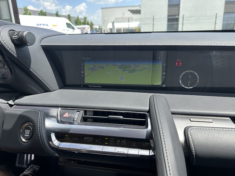 Lexus LC 500 Sport+ 5.0 V8 - fotka 22 z 34