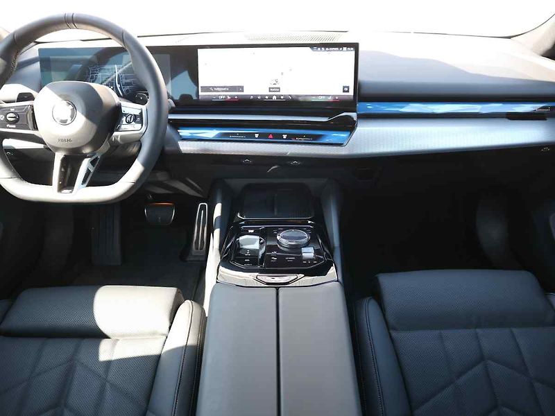 BMW Řada 5 (2026) - fotka 5 z 8