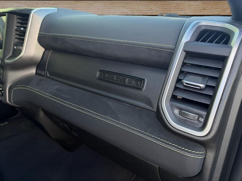 Dodge RAM (2024) +2500+CANYON LAKE+INDIVIDUAL+ - fotka 10 z 24