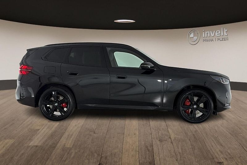 BMW X3 xDrive40d - fotka 2 z 25