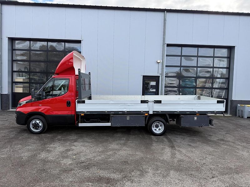 Iveco Daily 50C17, BEZ ADBLUE, UZÁVĚRKA - fotka 2 z 11
