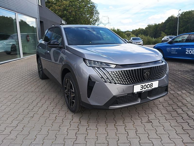 Peugeot 3008 (2026) BUSINESS Hybrid 145 e-DCS6 - fotka 1 z 19