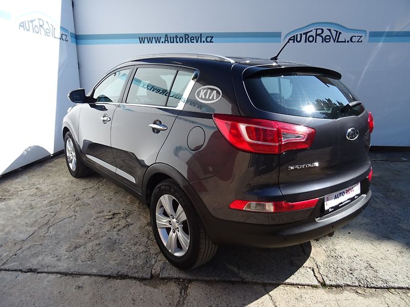 Kia Sportage (2011) 1.7CRDi,85kW,S.kn,tažne,ALU - fotka 3 z 23