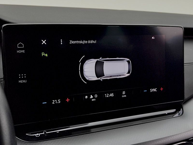 Škoda Octavia (2023) Combi  Ambition 1,5 Tsi 110 Kw - fotka 17 z 35