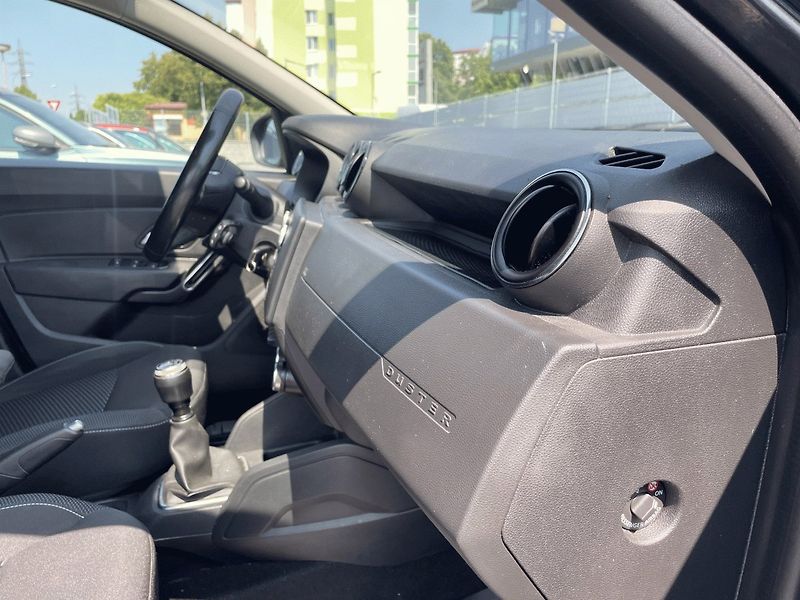 Dacia Duster (2018) 1.6 SCe,84kW,Comfort,4x2 - fotka 31 z 33