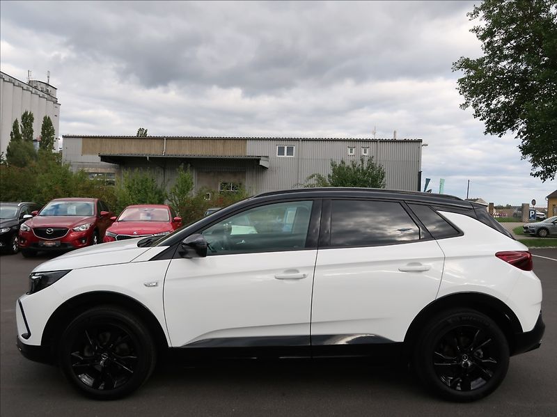 Opel Grandland 1,2 Turbo,96kW,1majČR,ser.kn. - fotka 5 z 28