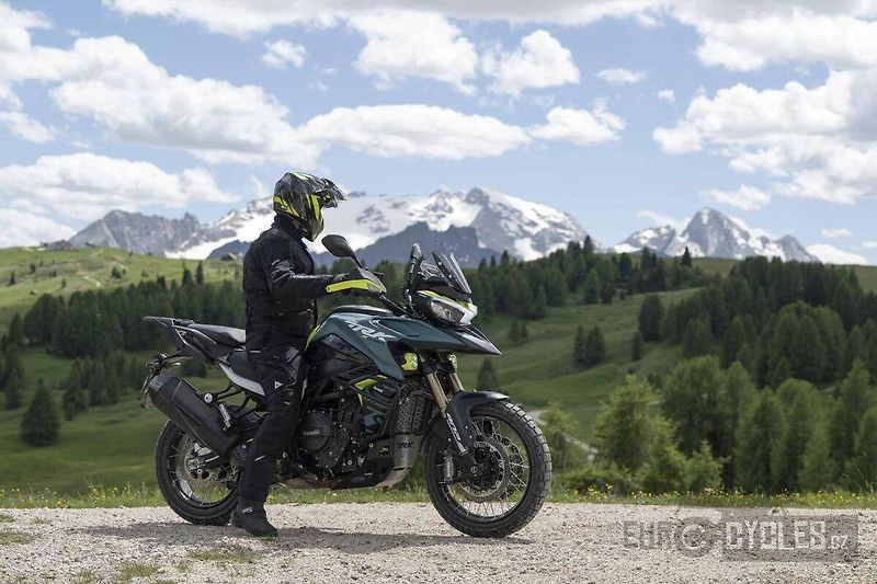 Benelli (2026) TRK 902 Xplorer - fotka 9 z 18