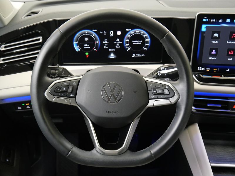 Volkswagen Tiguan - fotka 17 z 25