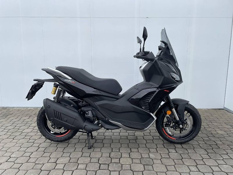 Aprilia (2026) SR GT 400 EU5+ - fotka 2 z 11