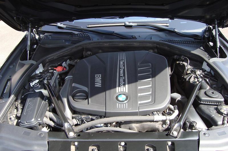 BMW Řada 6 (2016) Gran Coupé 640d M Xdrive,ČR - fotka 17 z 78