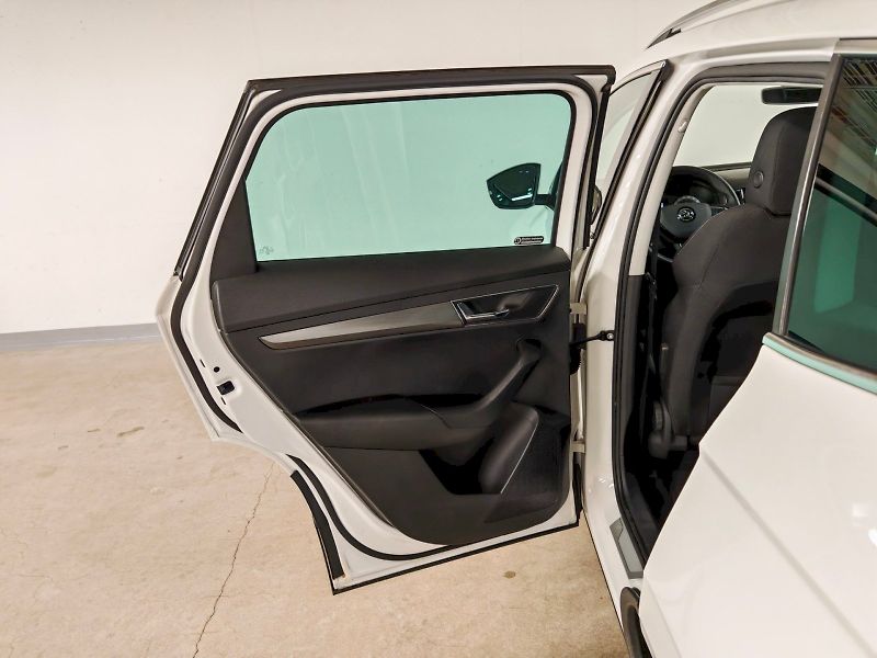 Škoda Karoq (2020) 1.5 TSI 110kW Style - fotka 22 z 29