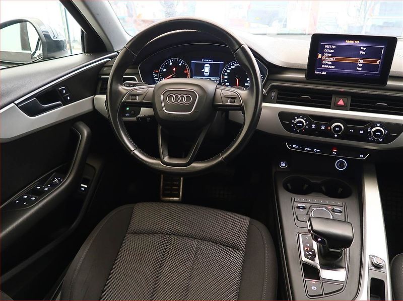 Audi A4 (2017) 2.0 TDI, Automat, Navi - fotka 7 z 19