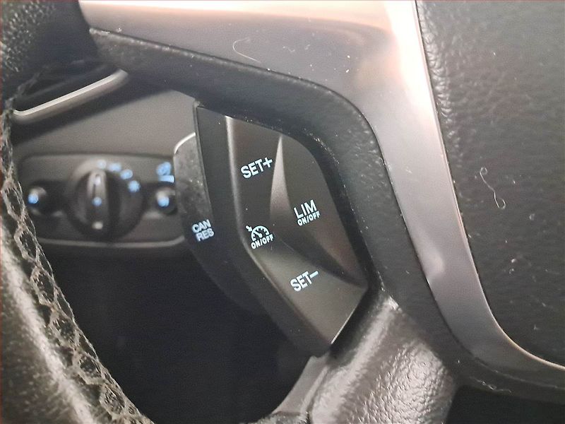 Ford Kuga (2013) 2.0 TDCi, 4X4, Tempomat - fotka 16 z 21