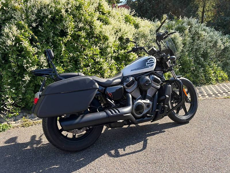 Harley-Davidson (2022) RH 975T Nightster - fotka 3 z 14