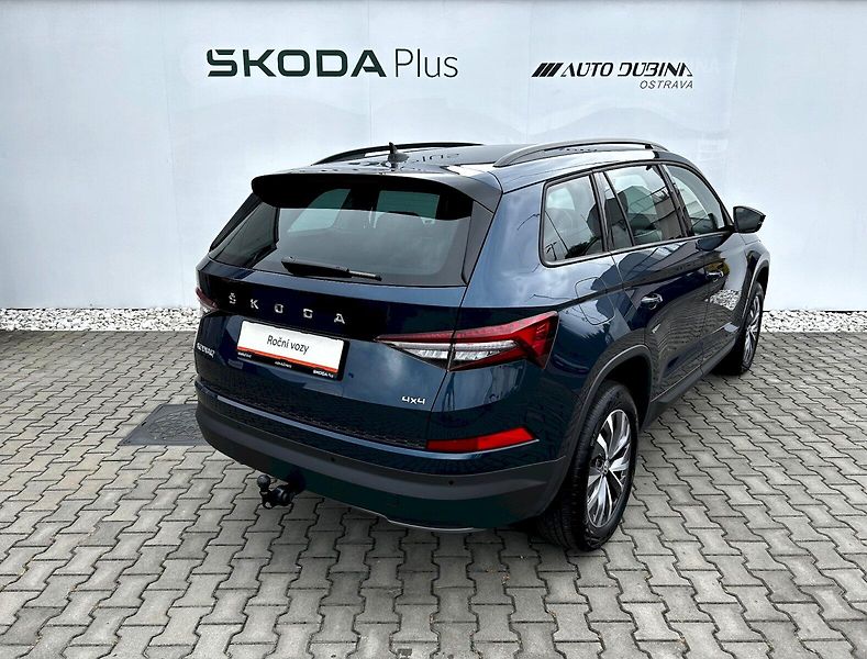 Škoda Kodiaq (2023) 2.0 TDI 110kW 4x4 DSG Ambition - fotka 2 z 35