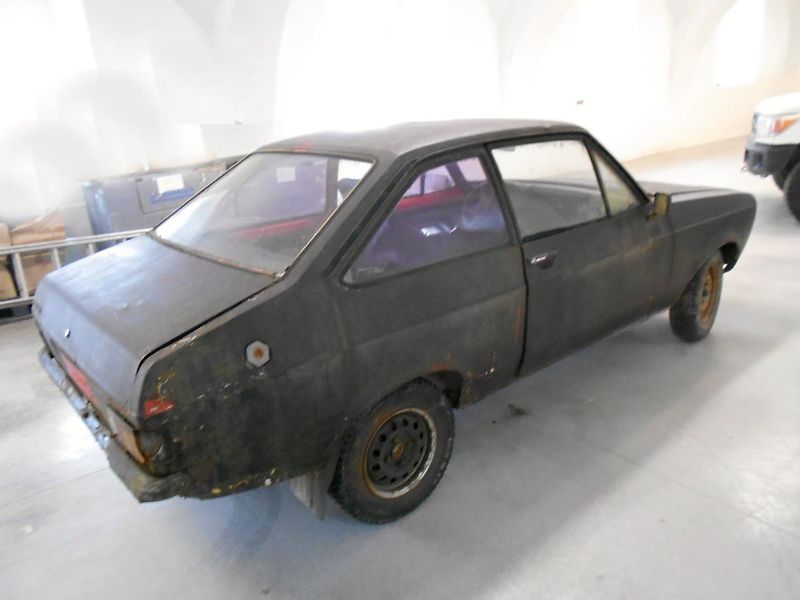 Ford Escort (1975) MK II - fotka 4 z 7