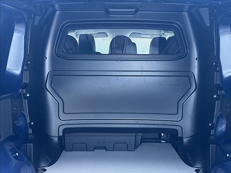 Opel Vivaro 2,0 CDTI 150PS  L2 Kombi-6 Enj - fotka 40 z 53