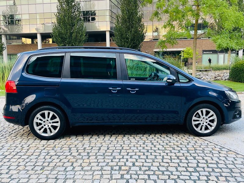 Seat Alhambra 2.0TDI MANUÁL SERVISKA TAŽNÉ - fotka 9 z 51